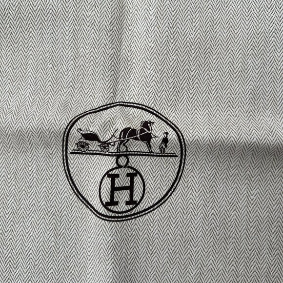 Authentic Hermès Dust Bag - Picture 4 of 5
